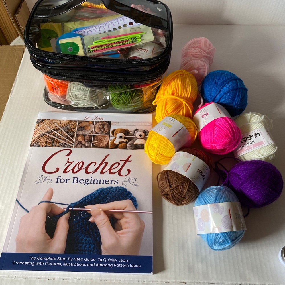 Crochet Starter Kit, Lot Of 18 Yarn Colors,Hooks,Stitch Markers, Book, Clear Bag